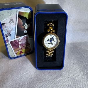 Mickey Mouse Disney Seiko collectors wrist watch!